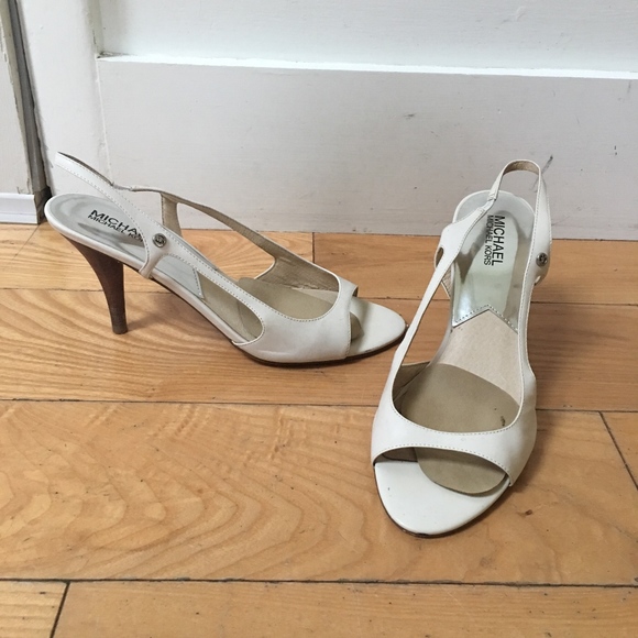 Michael Kors Women's Patent Leather Dress Heel - Picture 2 of 3